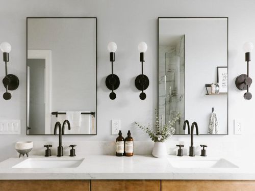 Hình minh họa: Giá kính gương soi giá rẻ tại Vạn Thiên